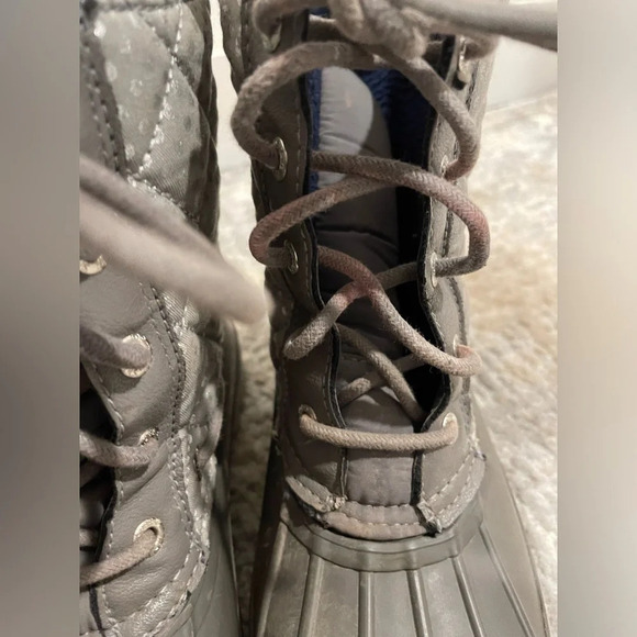 Sperry Saltwater Quilted Grey Silver Polka Dot Duck Boots STS92449 Womens Size 5 - Picture 9 of 9